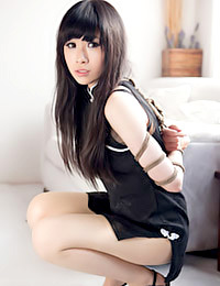 Yuko Chinese looks amazing in her short black dress today.